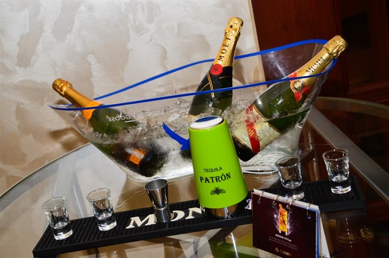 Happy Hour at Jazz Bar